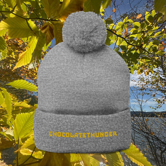 Pom-Pom Knit Cap (Embroidery)